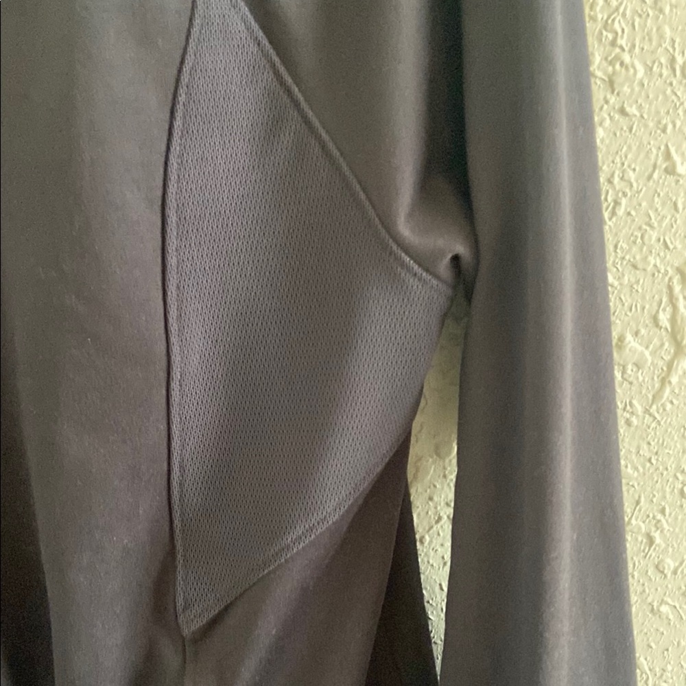 Under Armour Black Logo Jacket - Picture 9 of 10